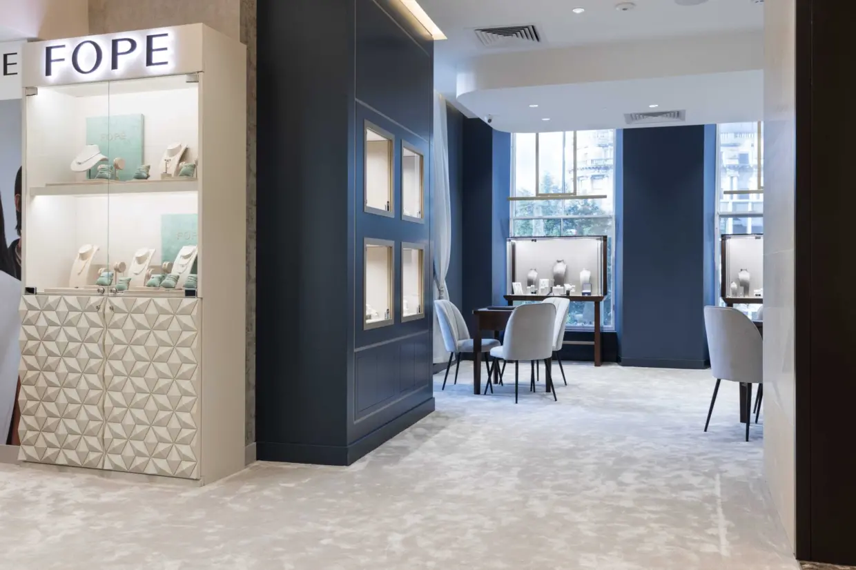 Jamieson & Carry — official website image; not independently photographed by JEWELLERIX