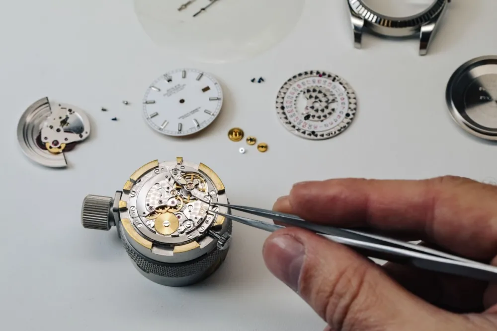 Job Vacancy ROLEX Accredited Watchmaker Jamieson Carry